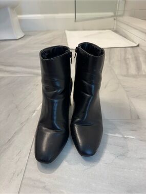 Sleek Black Leather-Look Women's Ankle Booties with Side Zip